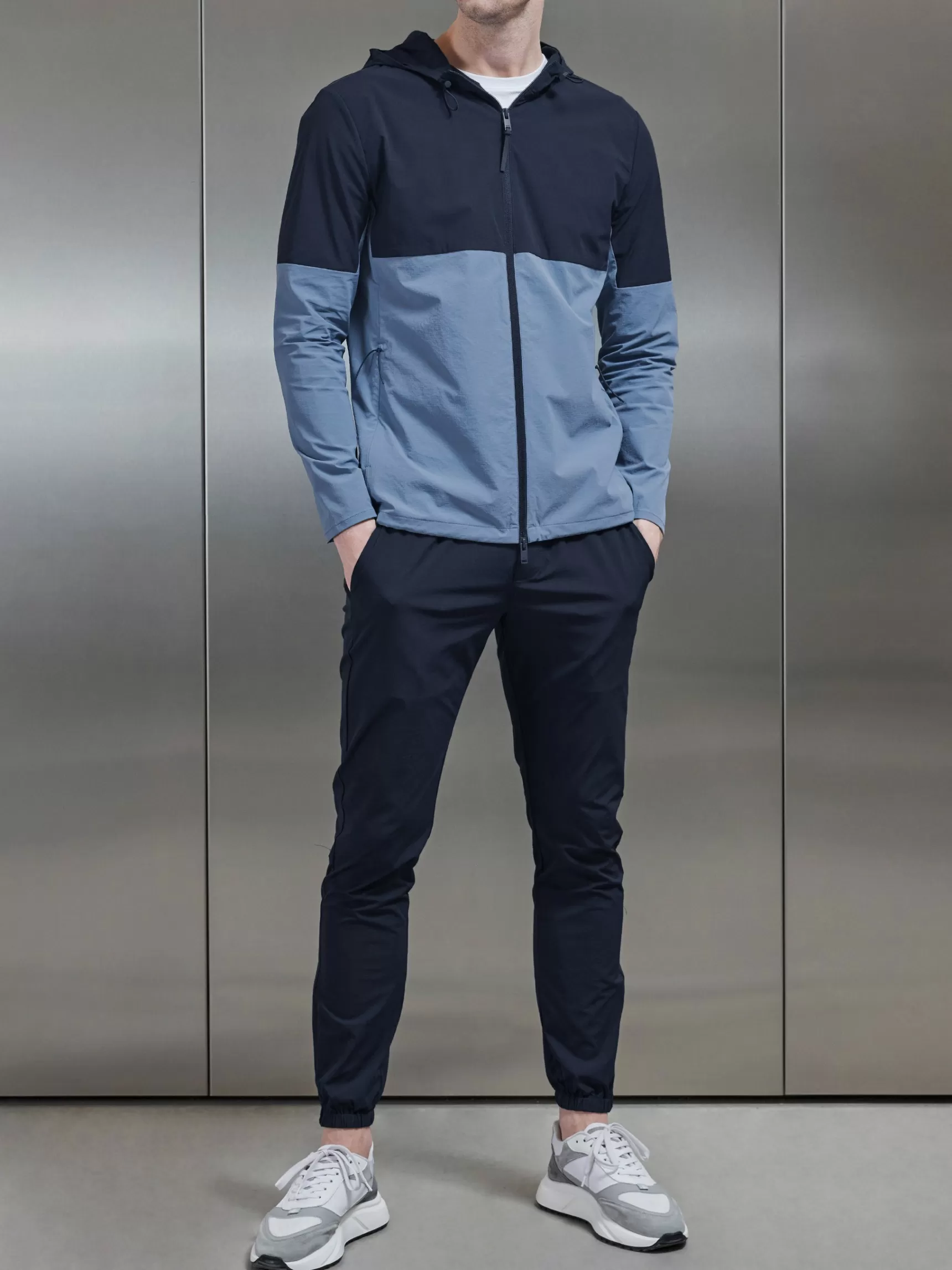 Fashion ARNE Active Technical Colour Block Windbreaker - Navy Light Blue NavyLightBlue