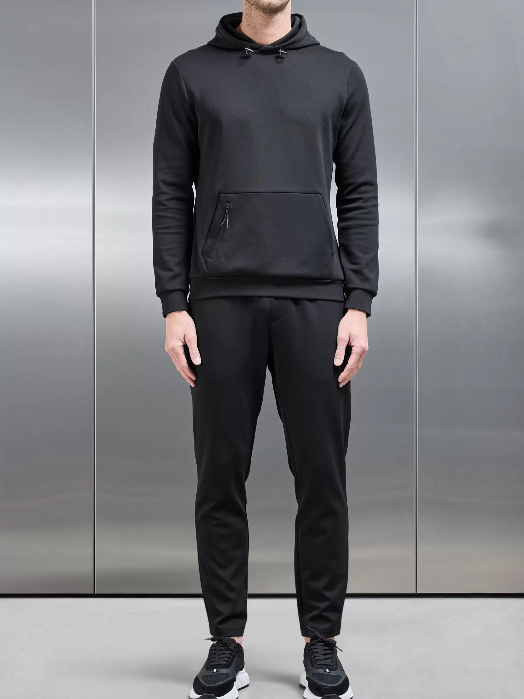Outlet ARNE Active Technical Tapered Jogger - Black