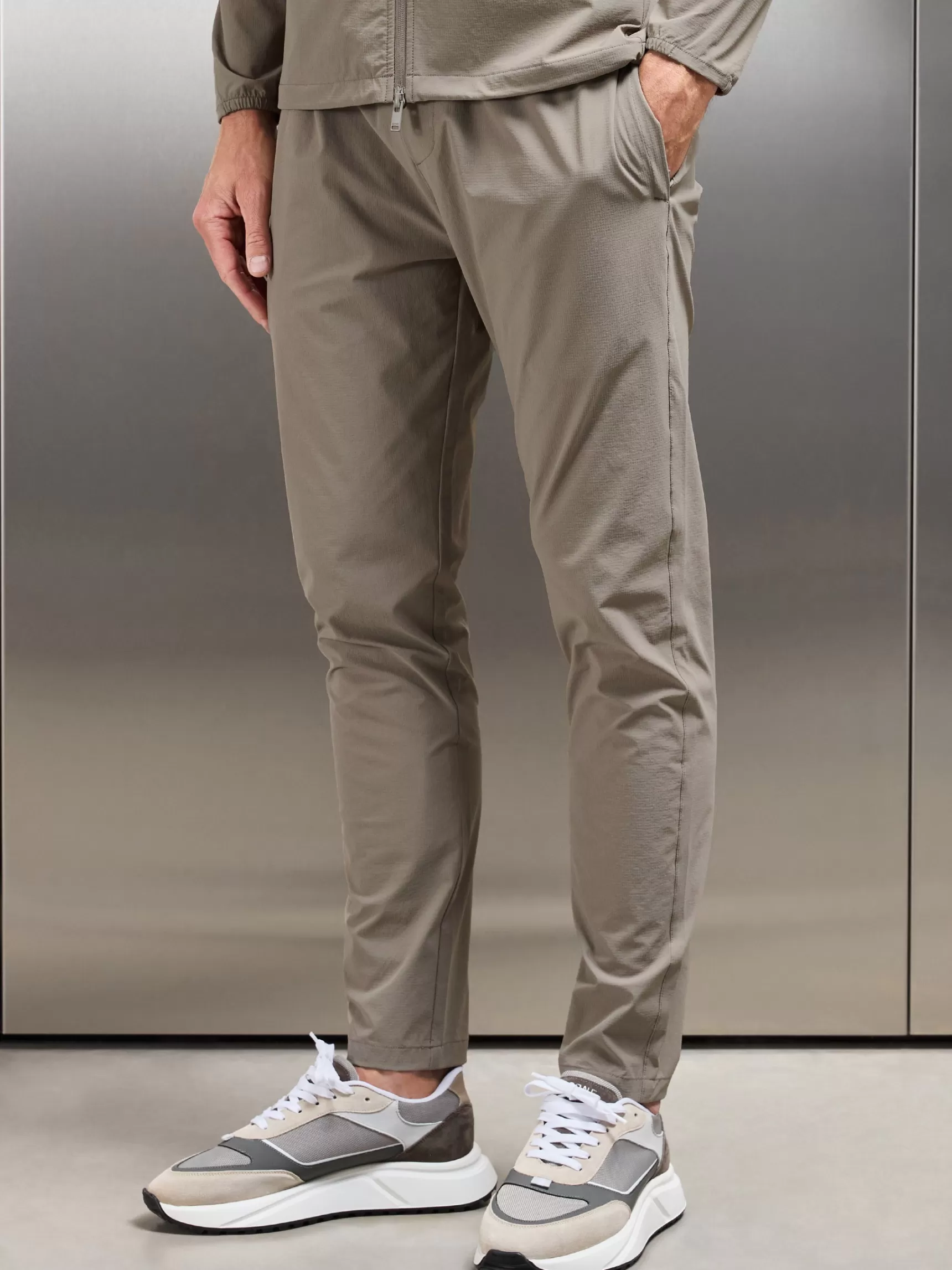 Flash Sale ARNE Active Technical Tapered Trackpant - Taupe