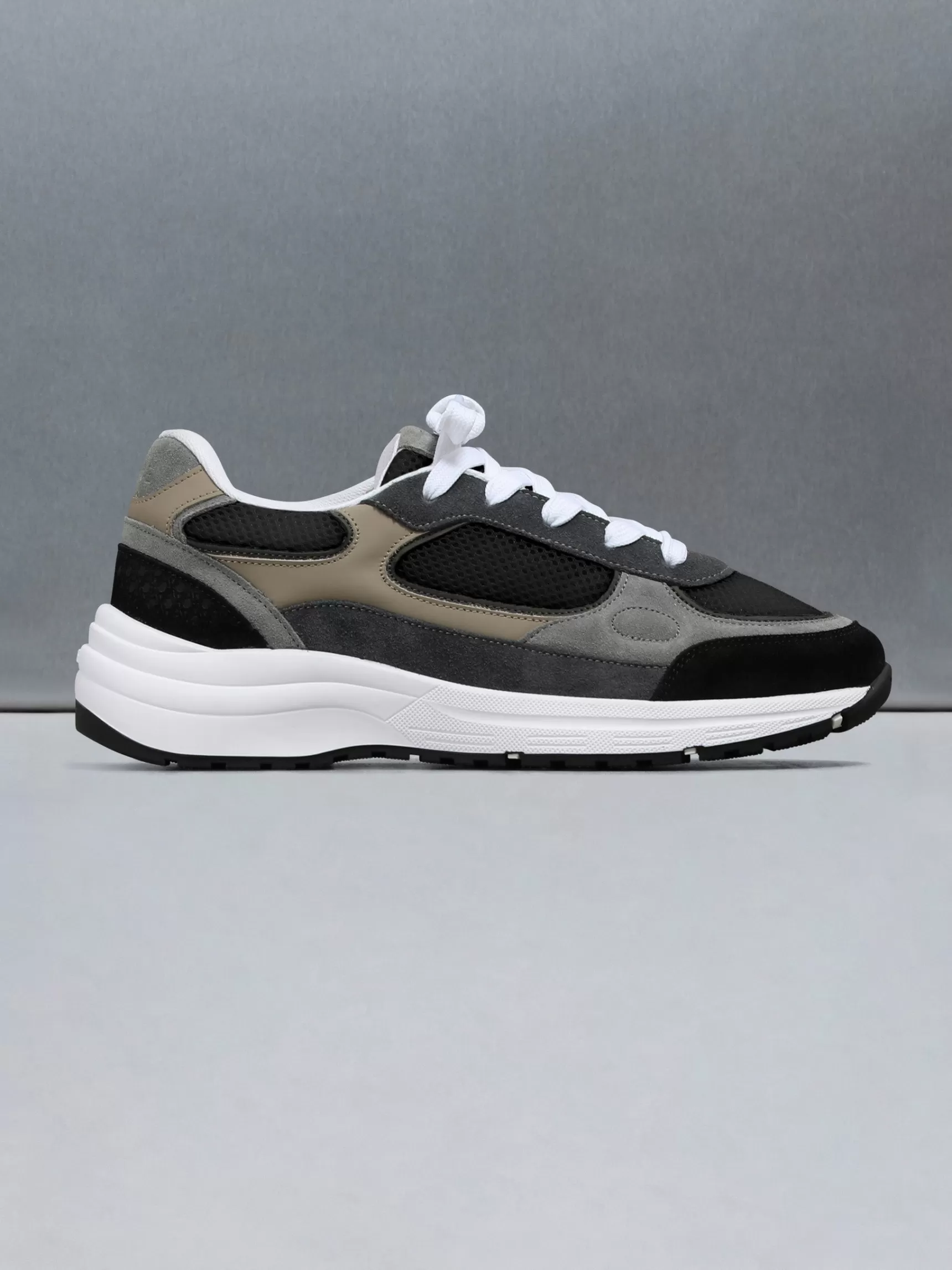 Flash Sale ARNE Apollo Runner - Black Safari BlackSafari