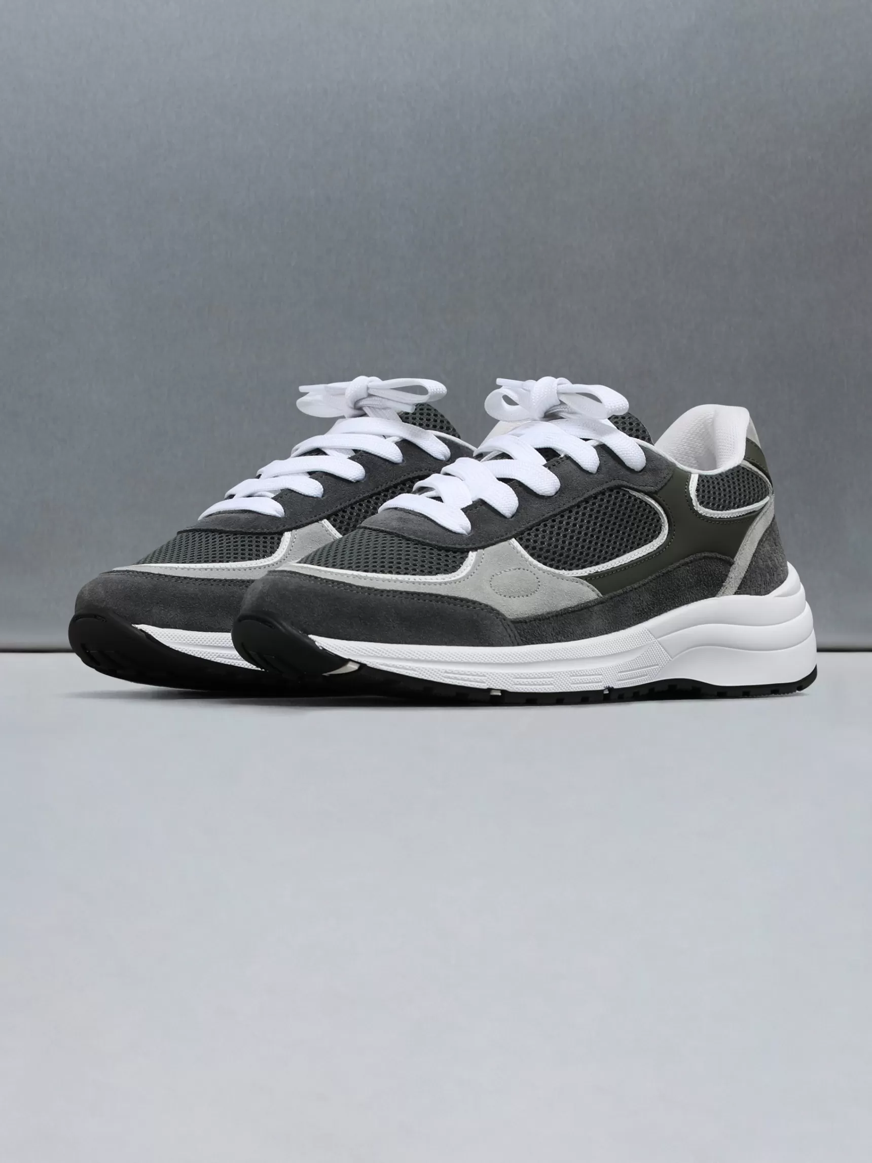 Clearance ARNE Apollo Runner - Forest Grey ForestGrey