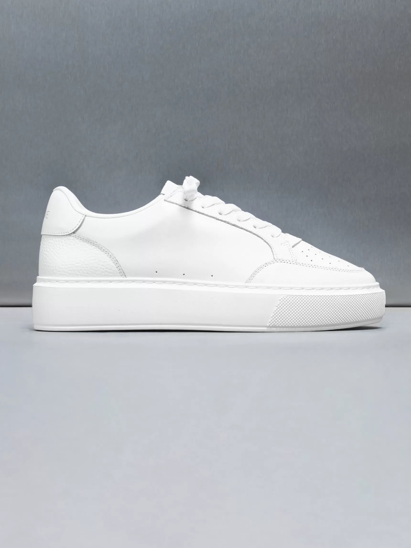 Store ARNE Court Trainer 2.0 - Triple White TripleWhite
