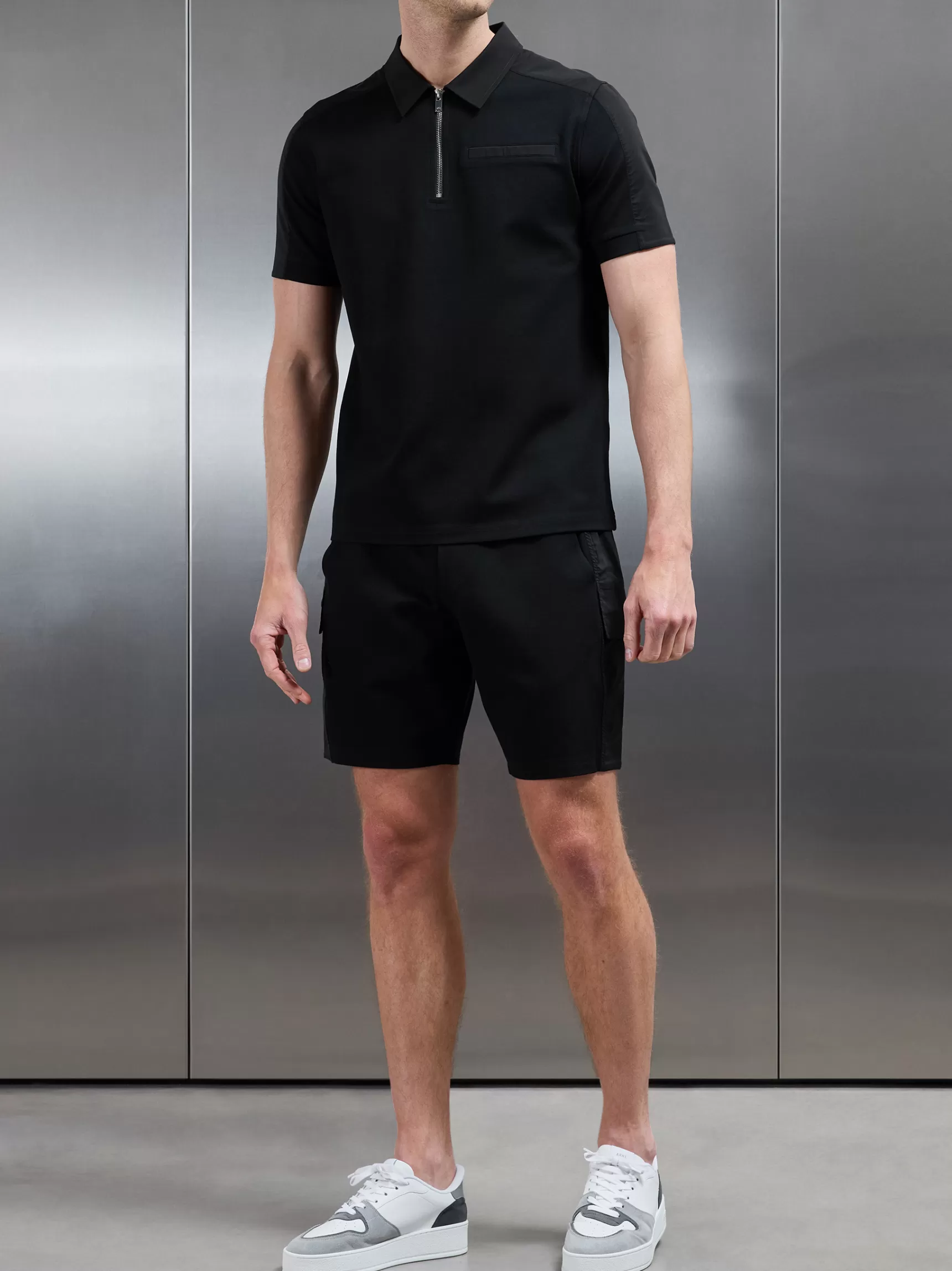 Online ARNE Hybrid Cargo Short - Black