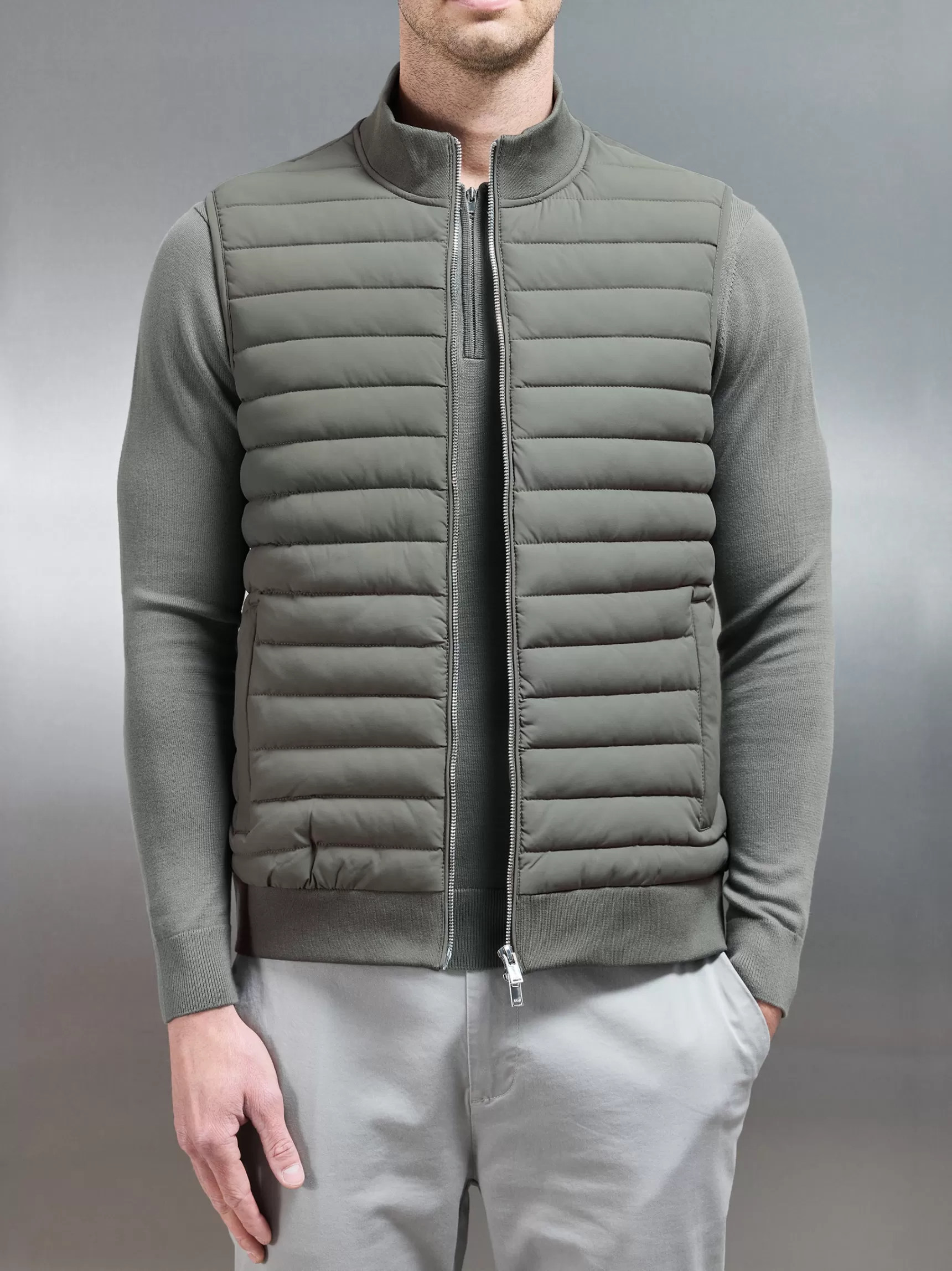 Store ARNE Hybrid Quilted Gilet - Sage