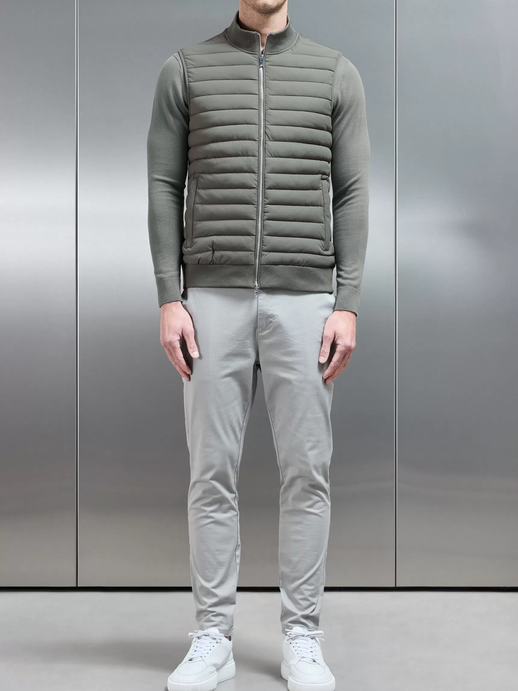 Store ARNE Hybrid Quilted Gilet - Sage