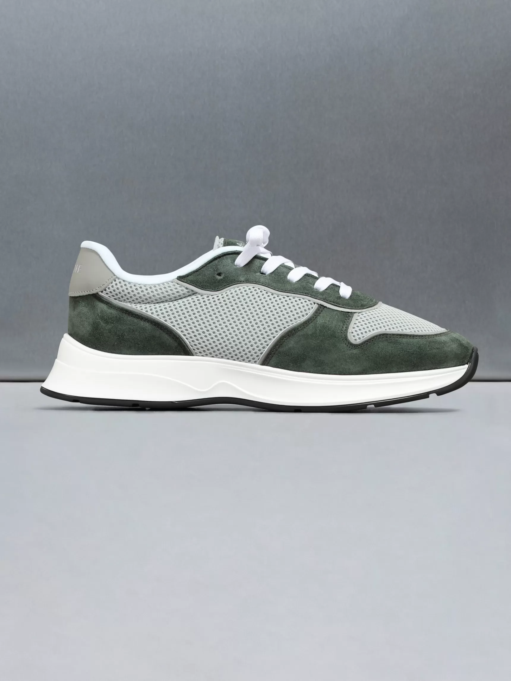 New ARNE Hybrid Runner - Ivy