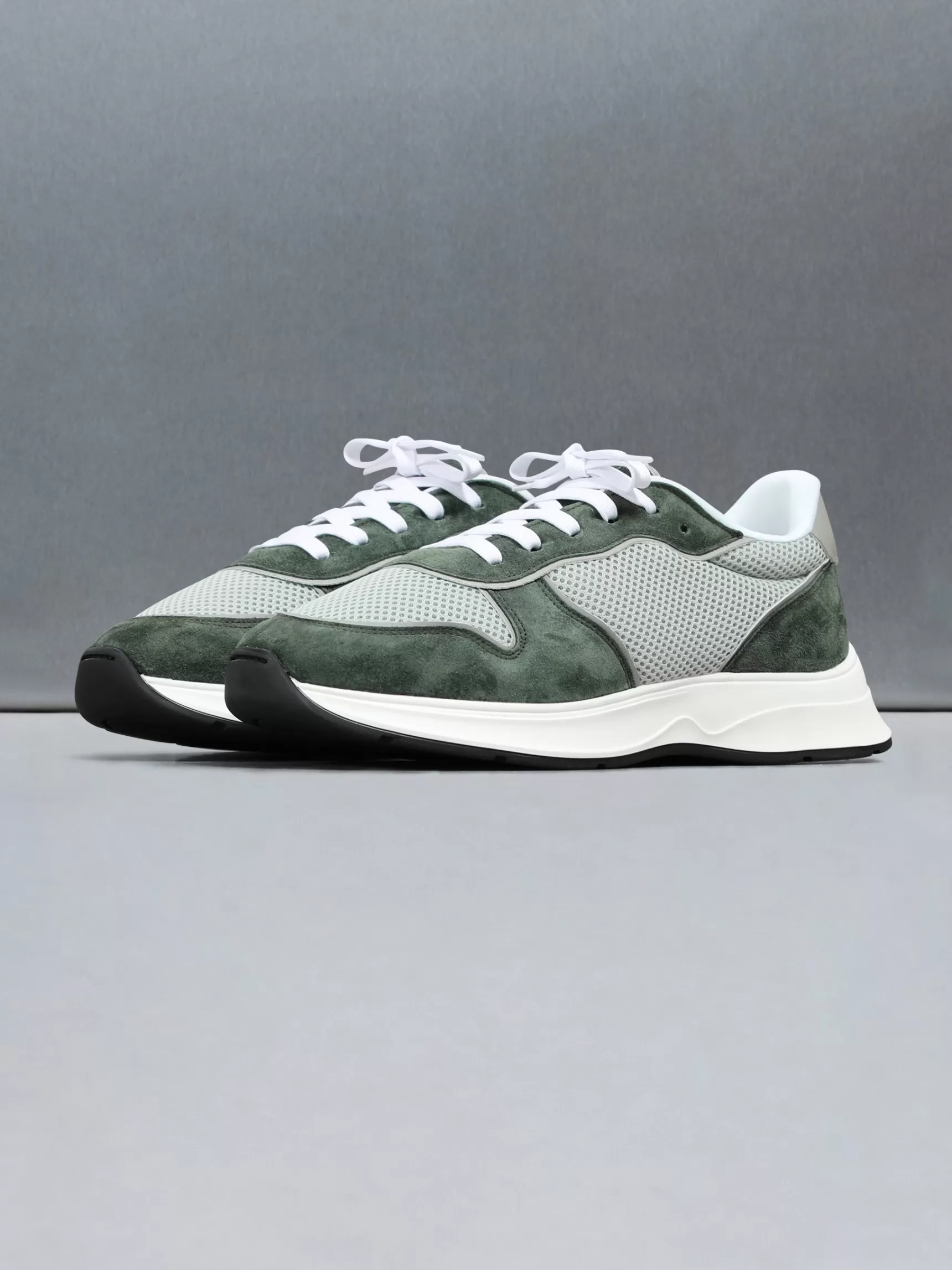 New ARNE Hybrid Runner - Ivy