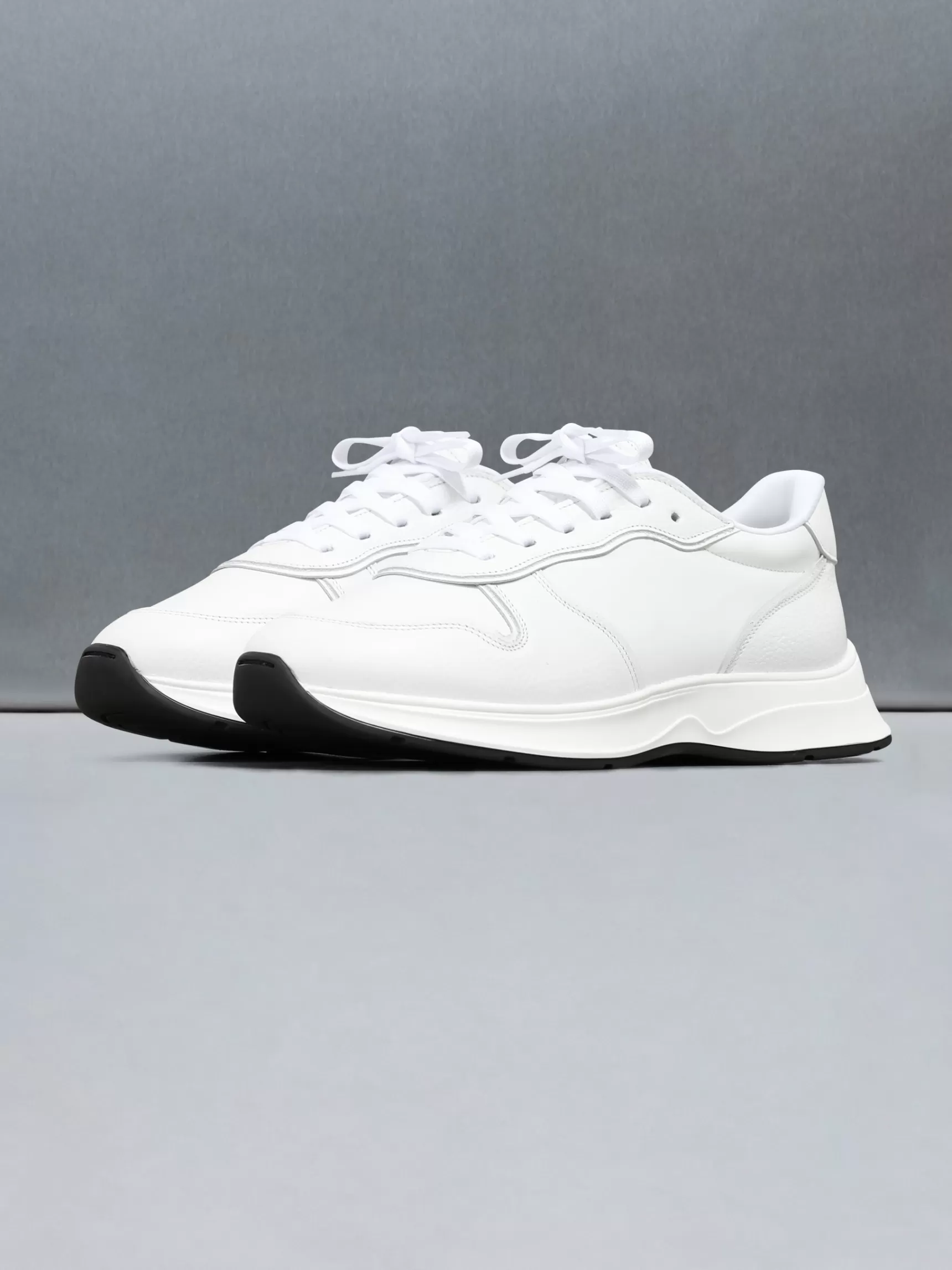 Shop ARNE Hybrid Runner - Triple White TripleWhite