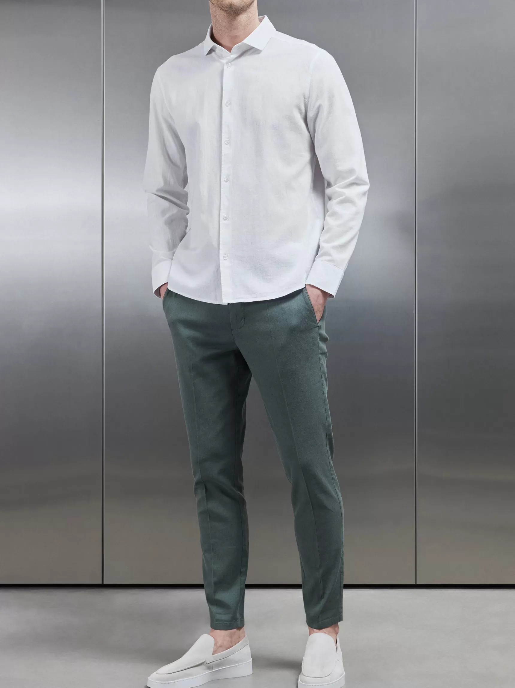 Store ARNE Linen Long Sleeve Cutaway Collar Shirt - White