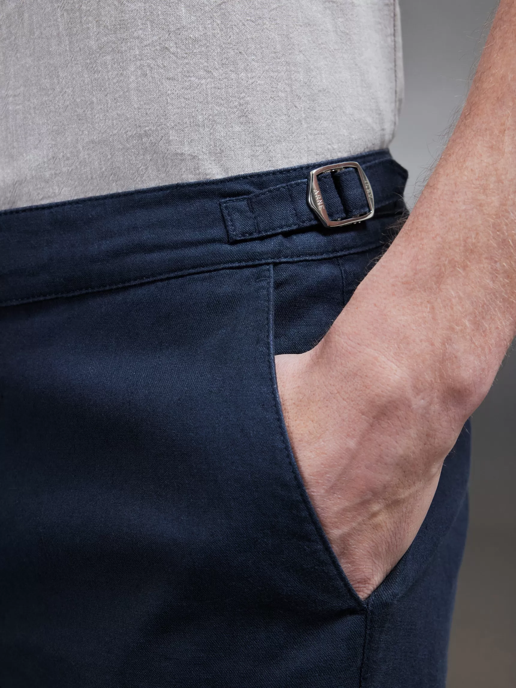 New ARNE Linen Tailored Short - Navy