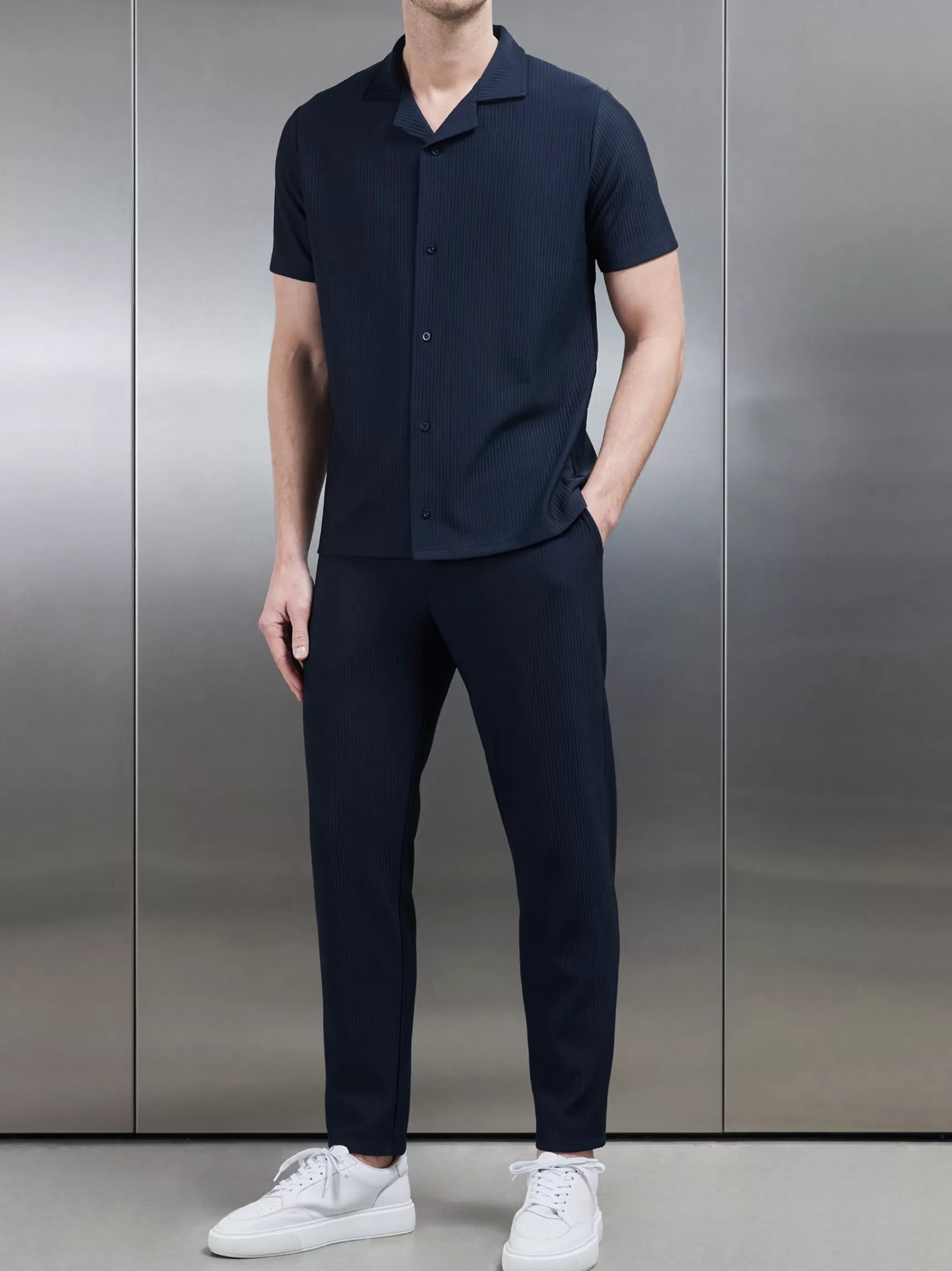 Store ARNE Pleated Revere Collar Shirt - Navy