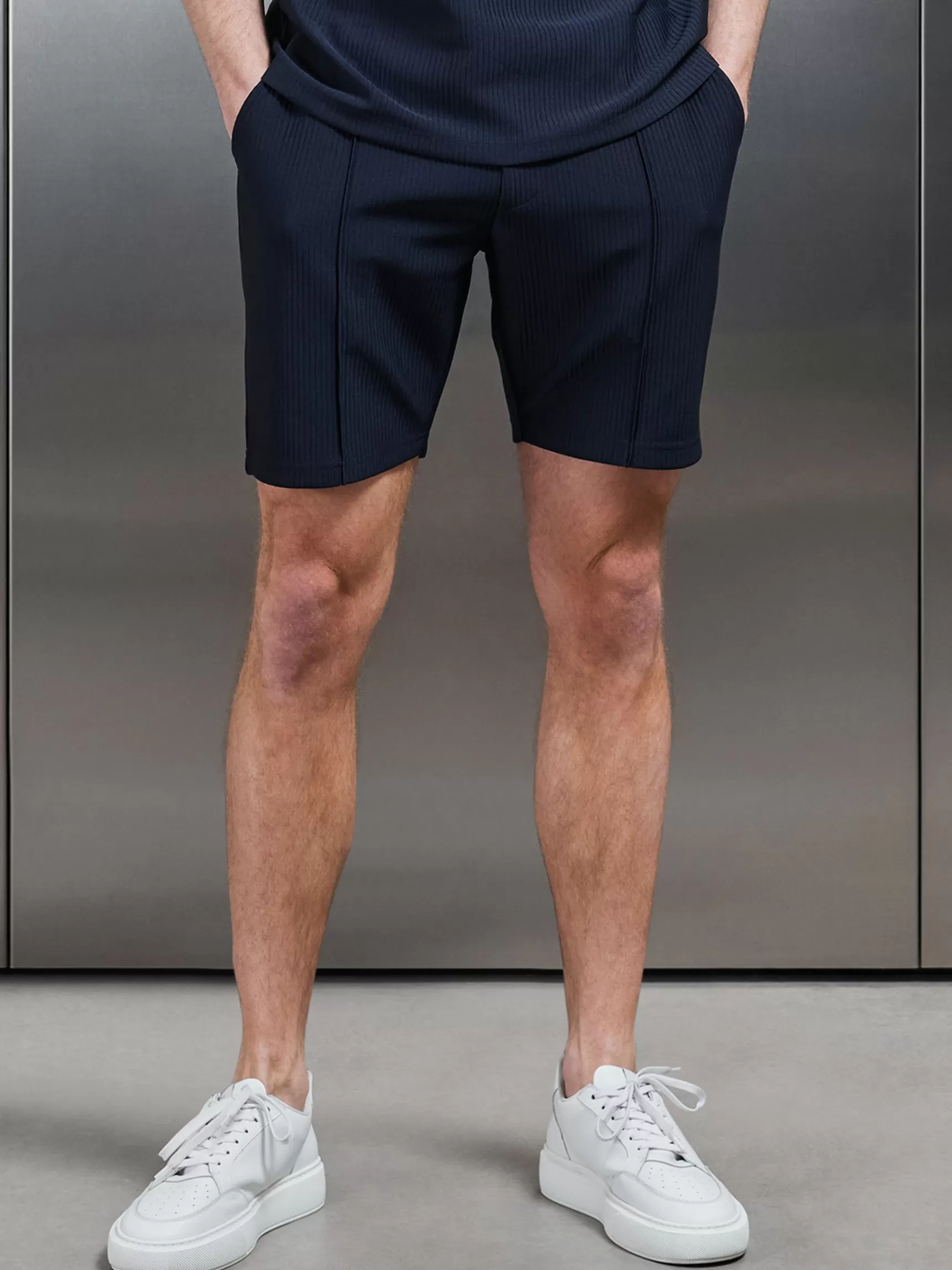 Clearance ARNE Pleated Short - Navy