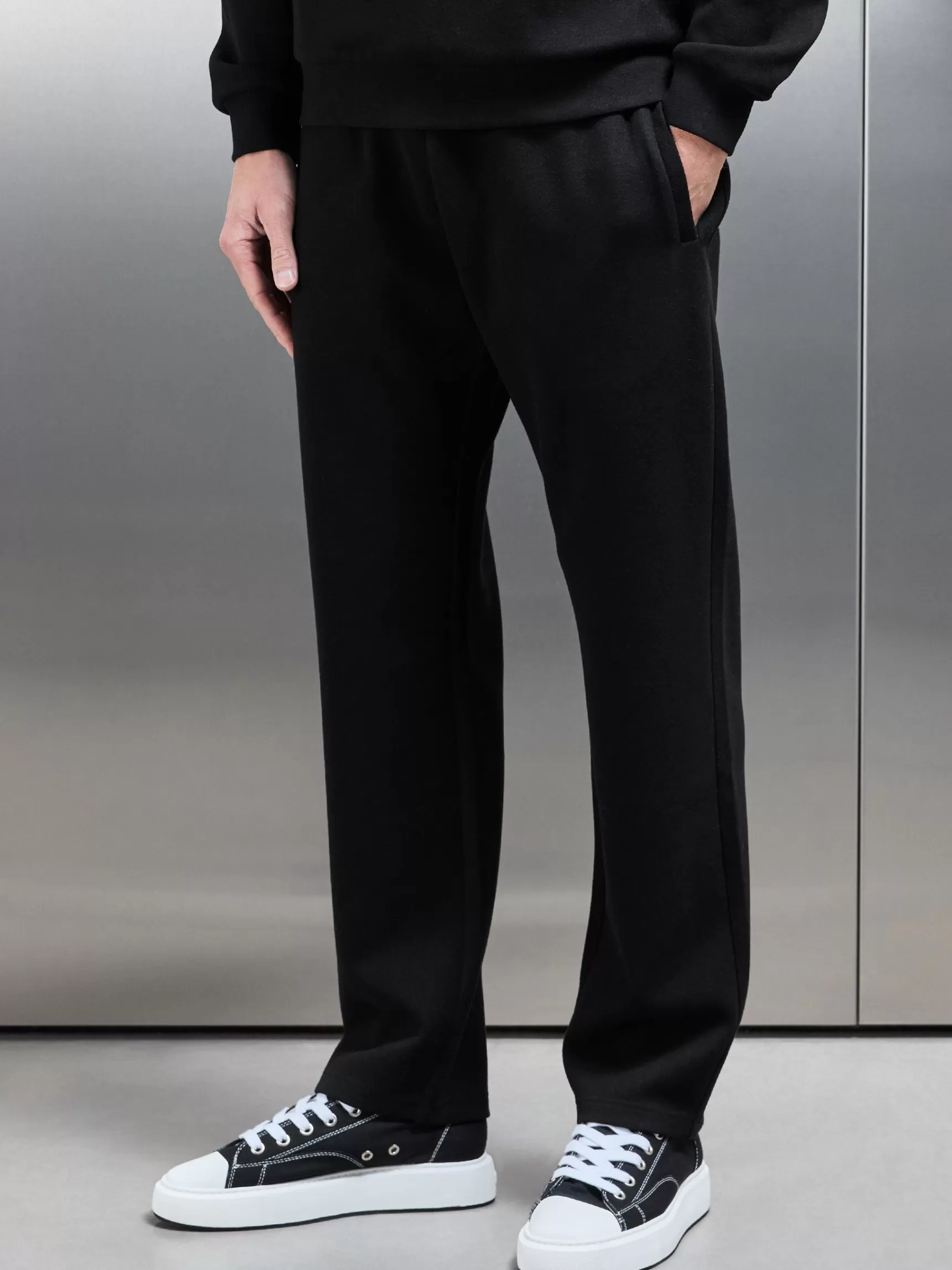 Fashion ARNE Relaxed Fit Knitted Jogger - Black