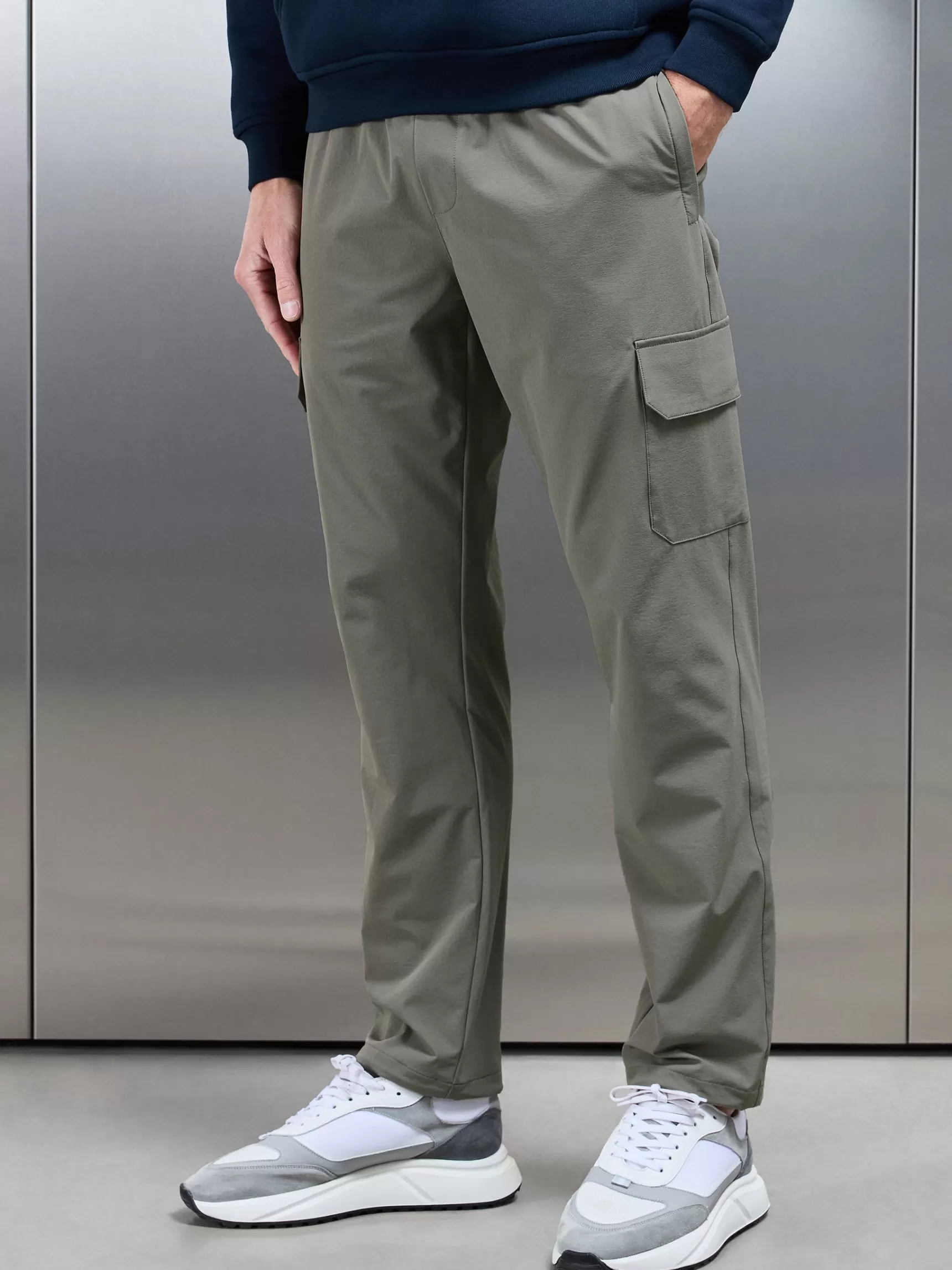 Best Sale ARNE Relaxed Fit Nylon Cargo Pant - Olive