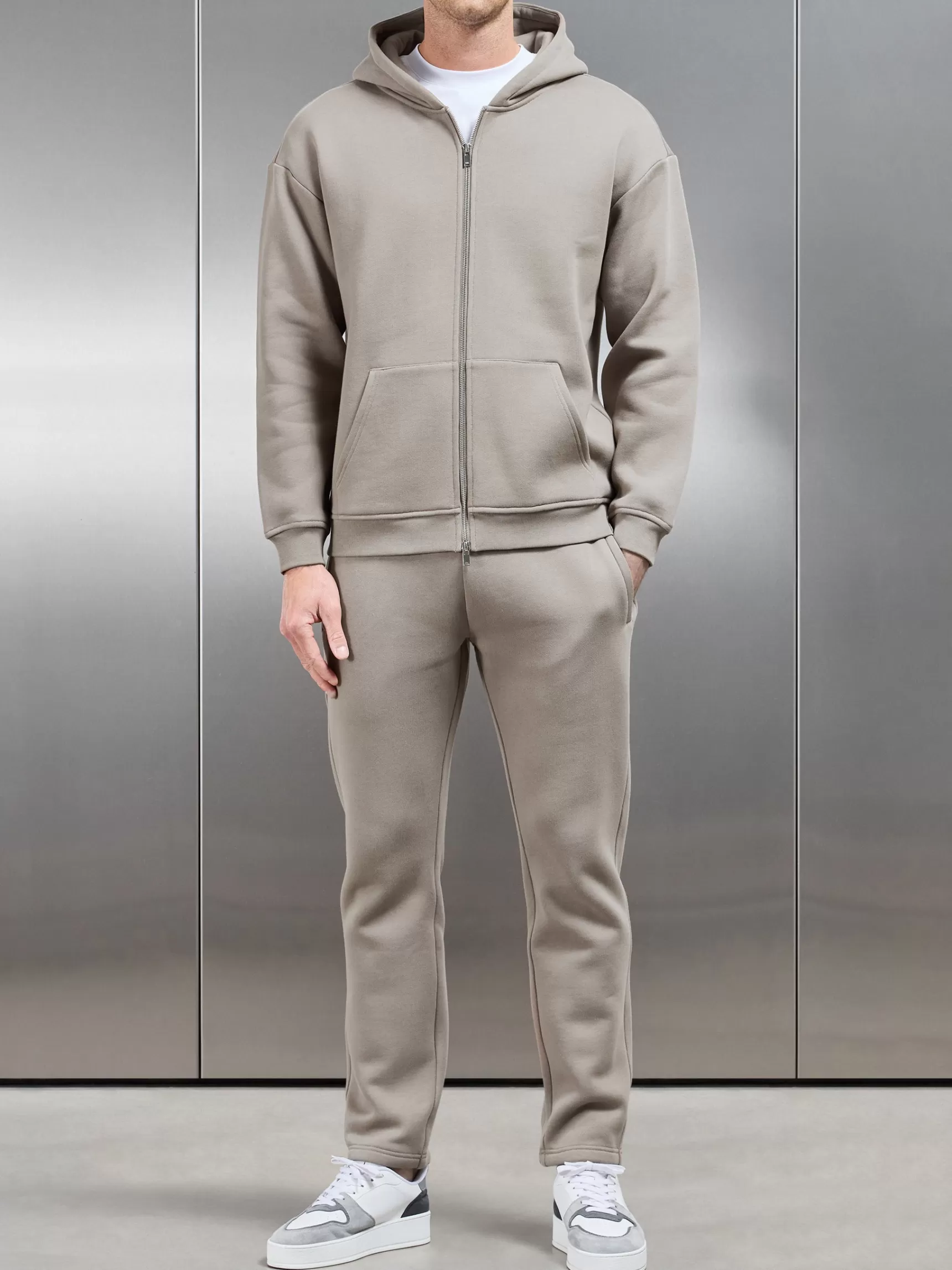 New ARNE Relaxed Fit Tapered Leg Jogger - Taupe
