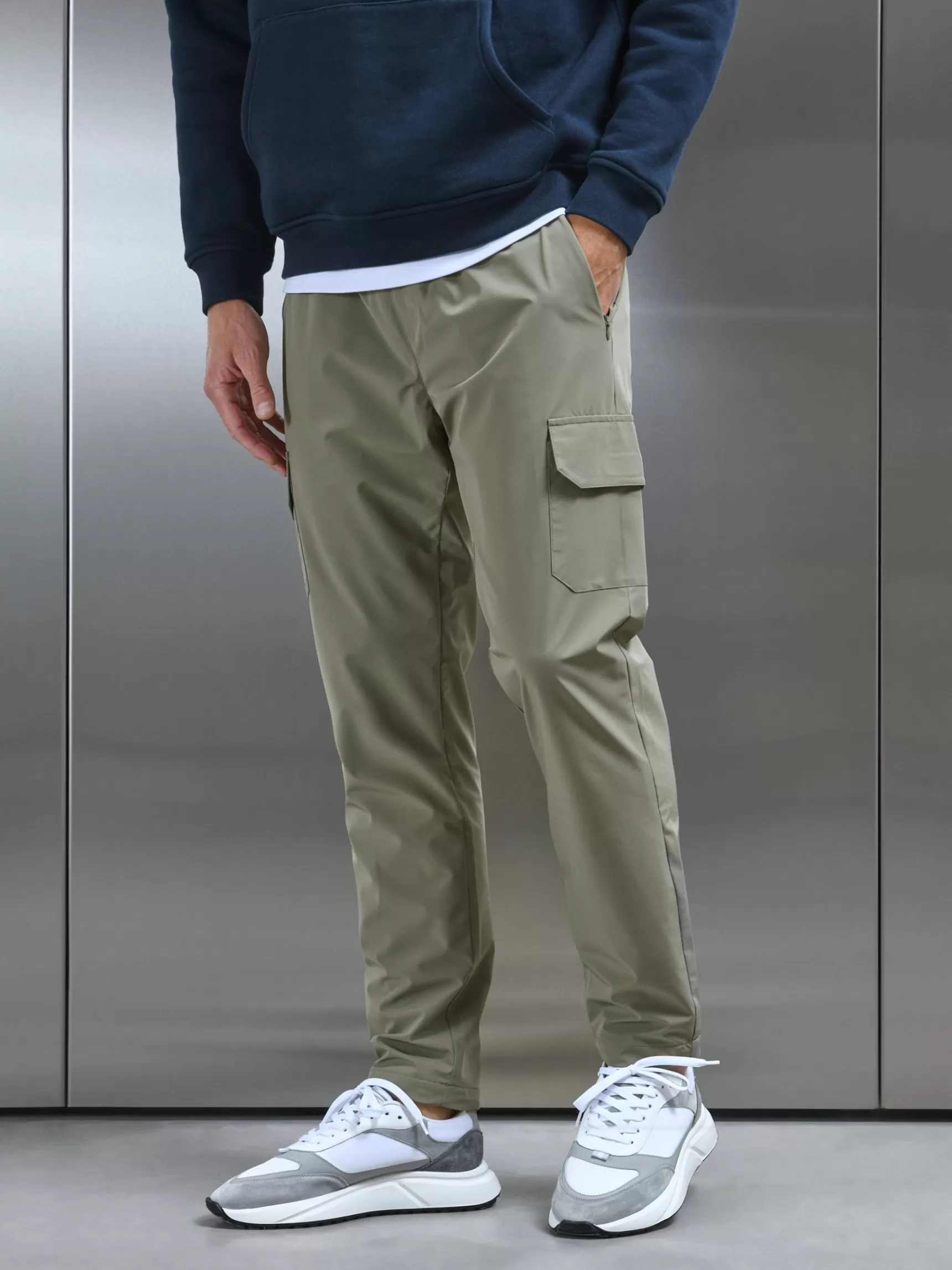 Best ARNE Relaxed Technical Nylon Cargo Pant - Olive