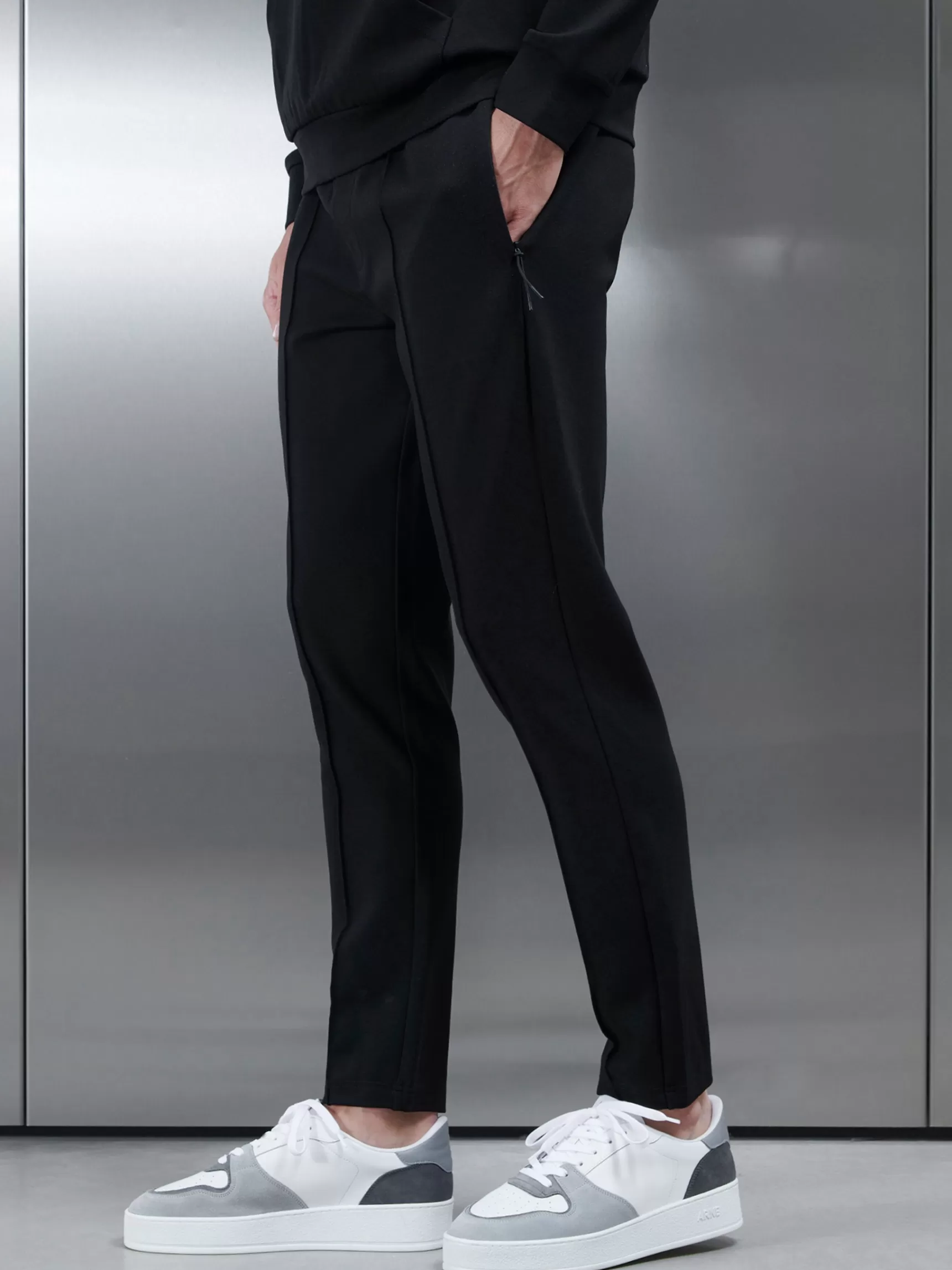 Flash Sale ARNE Technical Jersey Jogger - Black