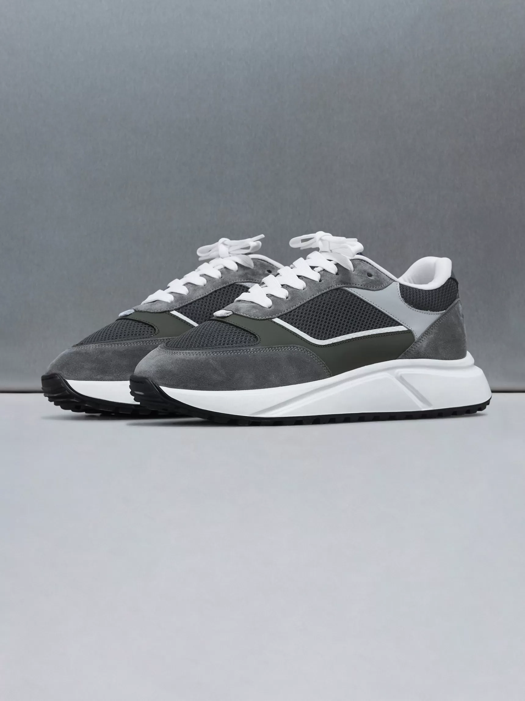 Cheap ARNE Technical Runner - Forest Grey ForestGrey