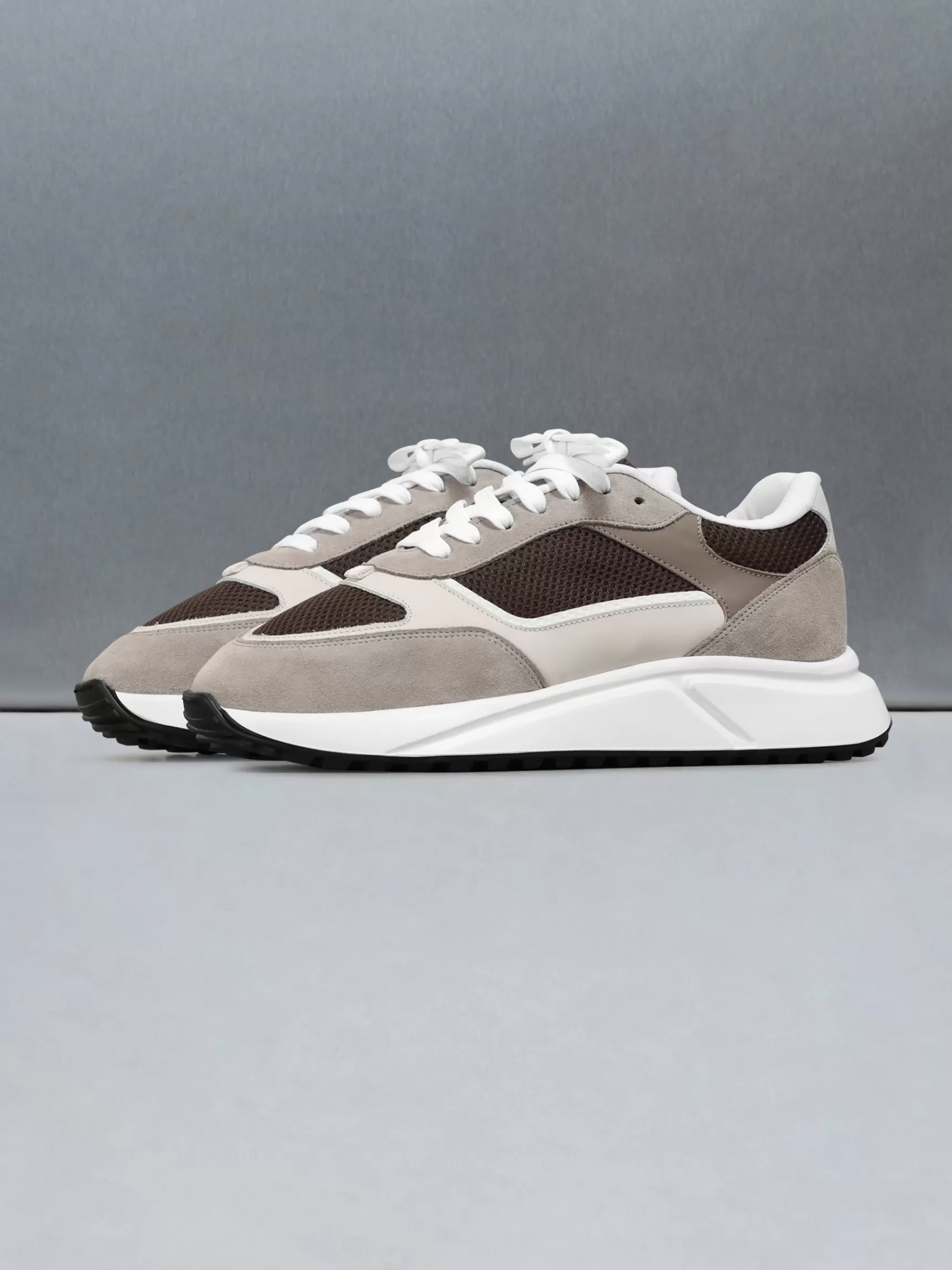 Discount ARNE Technical Runner - Mocha