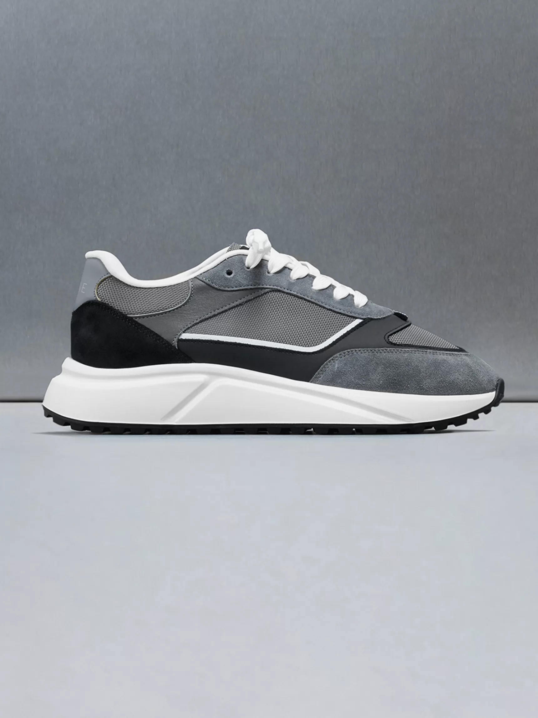 Flash Sale ARNE Technical Runner - Storm