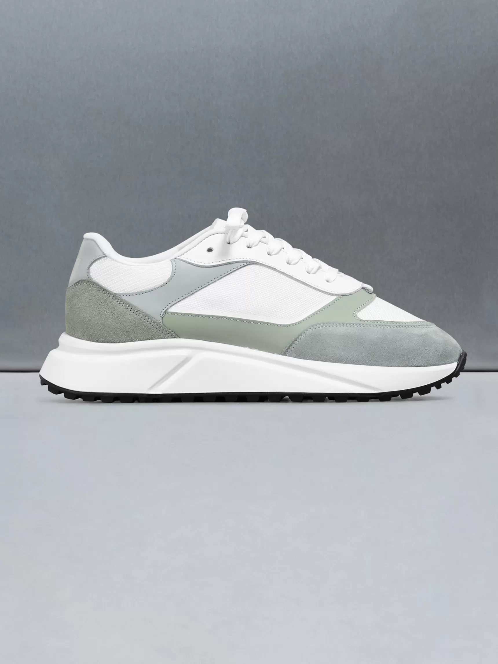 Fashion ARNE Technical Runner - White Olive WhiteOlive