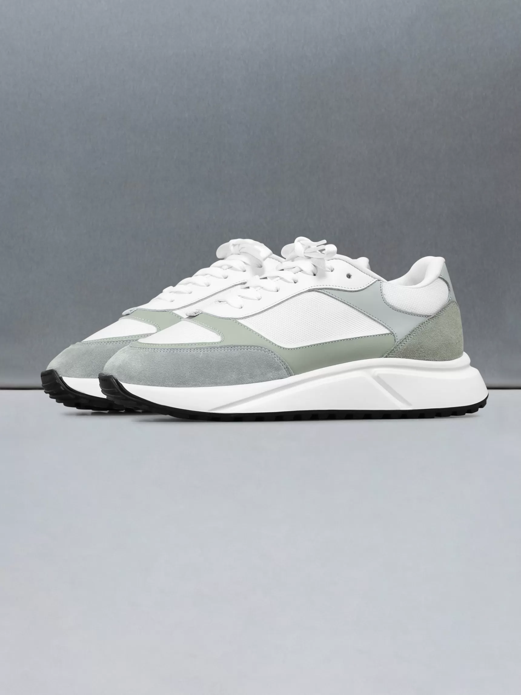 Fashion ARNE Technical Runner - White Olive WhiteOlive