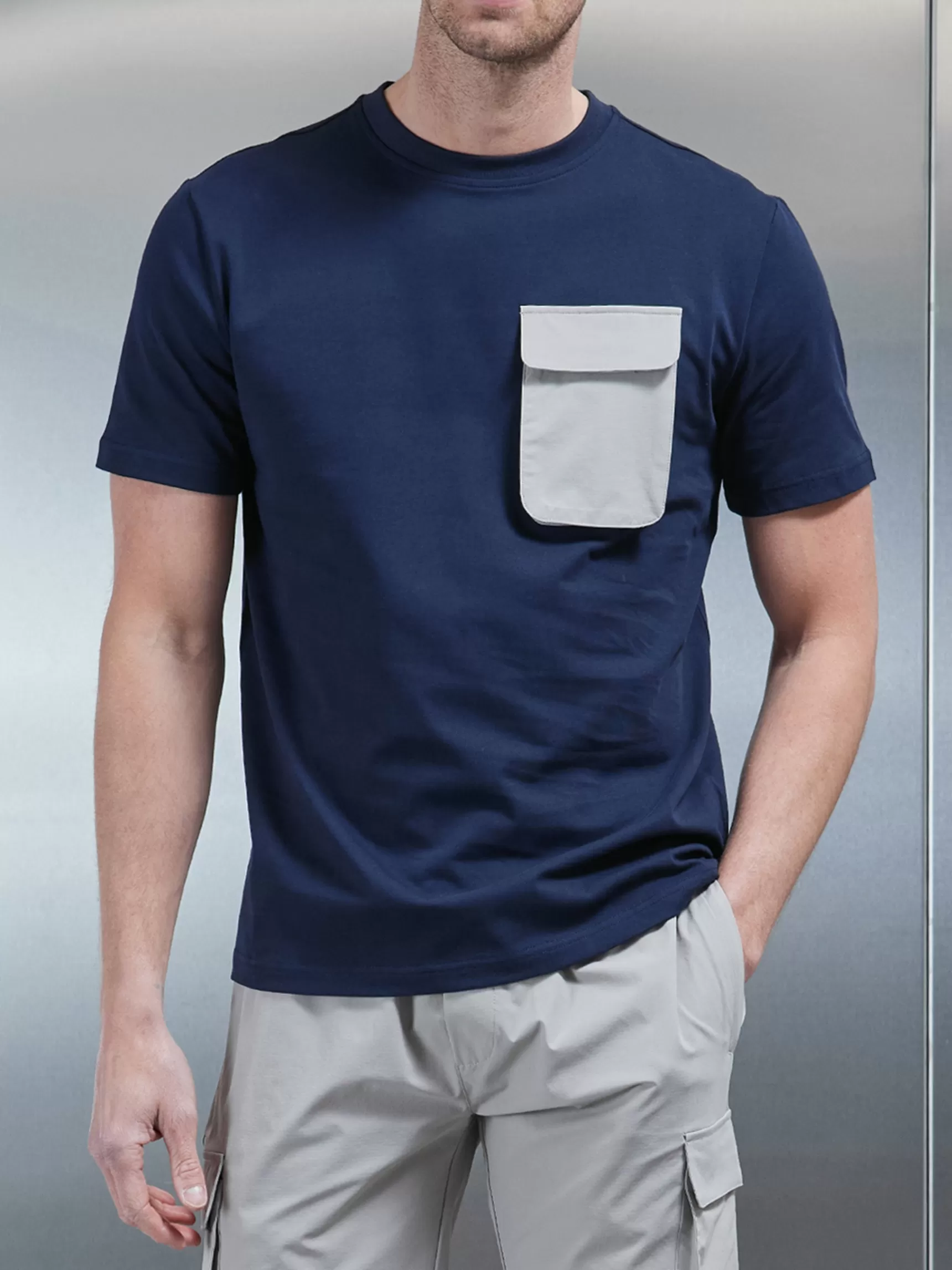 New ARNE Utility Cargo T-shirt - Navy Stone NavyStone