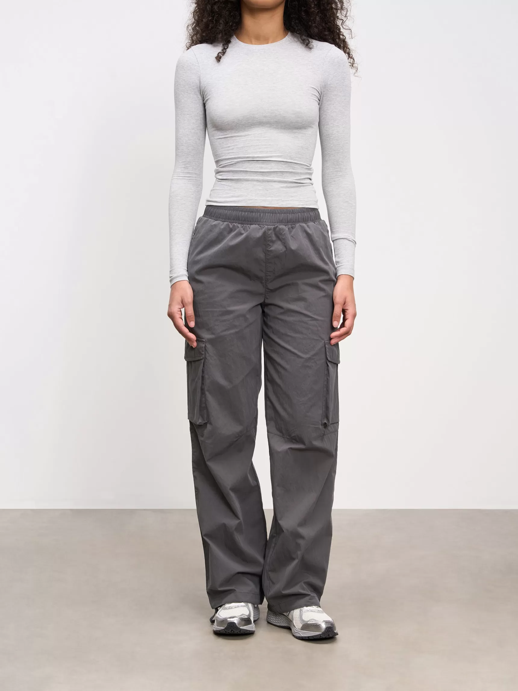 Online ARNE Womens Parachute Cargo Pant - Grey