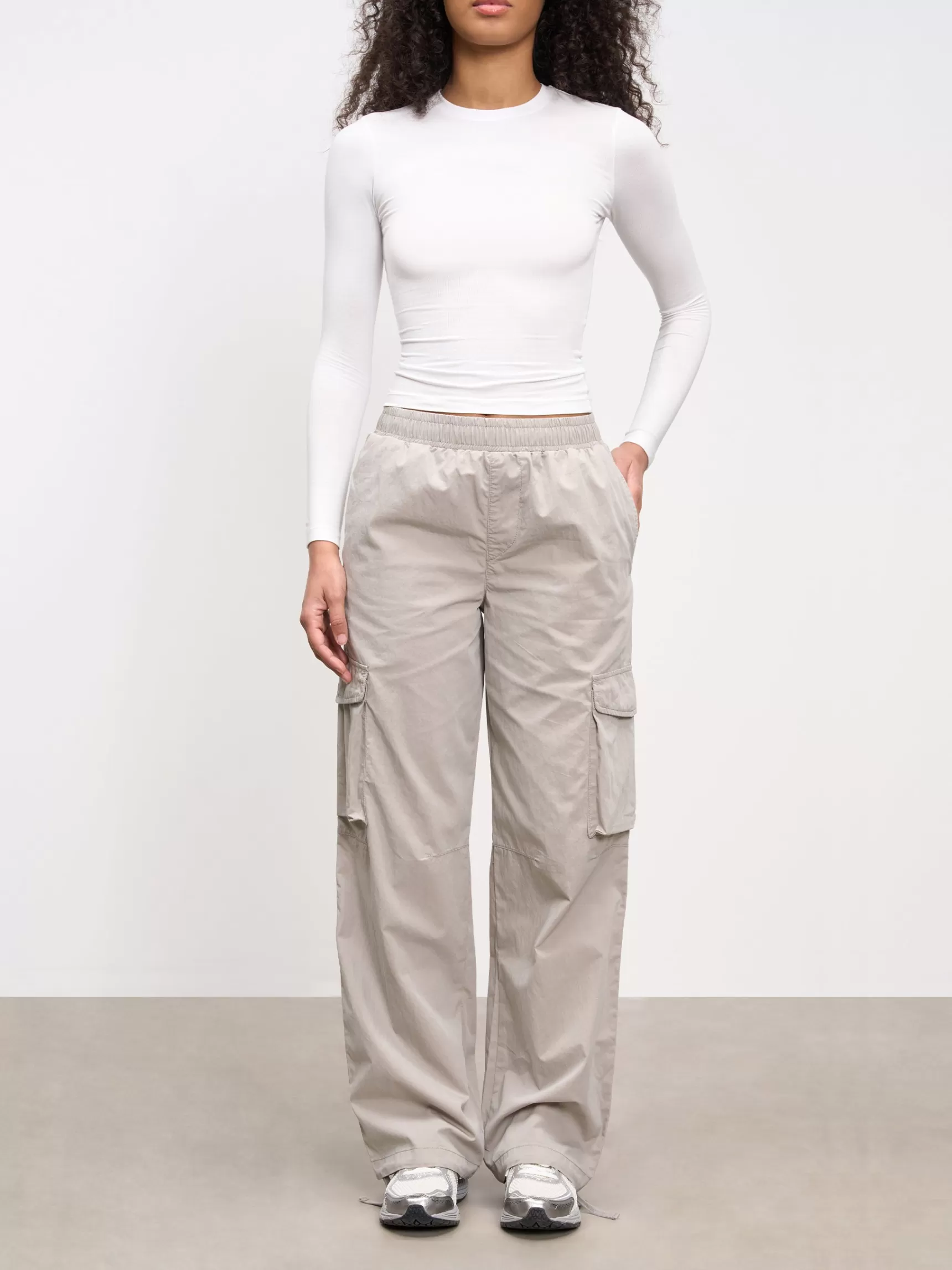 Hot ARNE Womens Parachute Cargo Pant - Stone