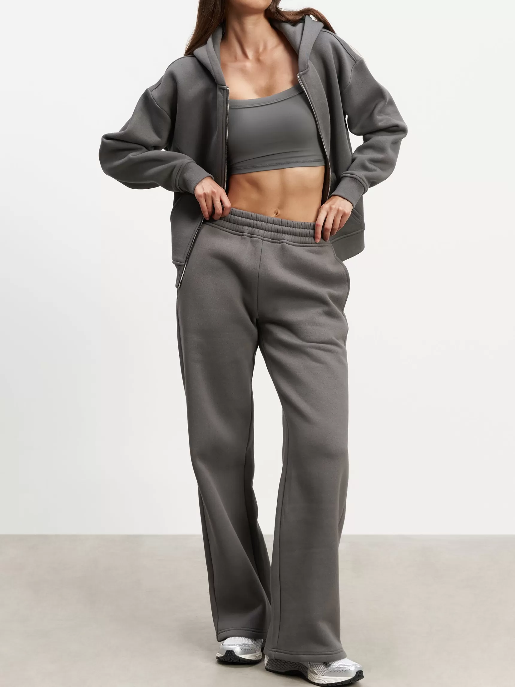 New ARNE Womens Relaxed Straight Leg Jogger - Grey