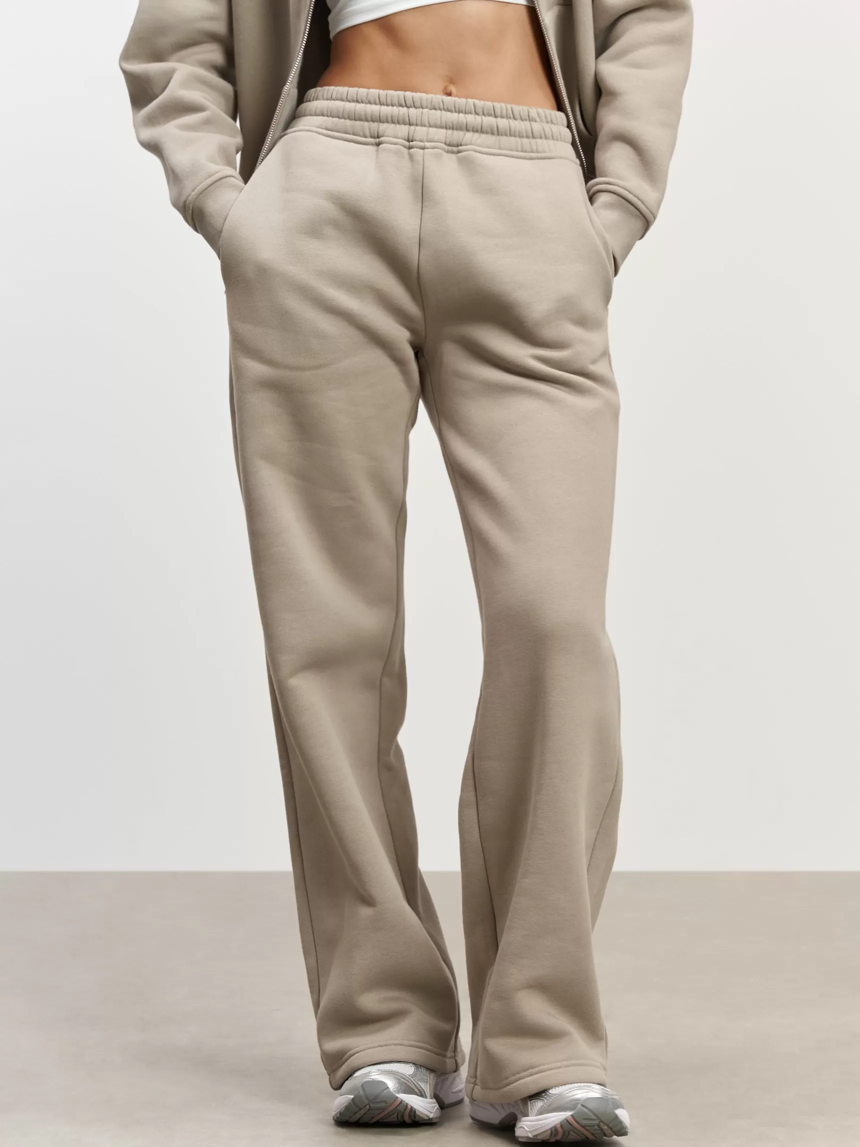 Sale ARNE Womens Relaxed Straight Leg Jogger - Stone