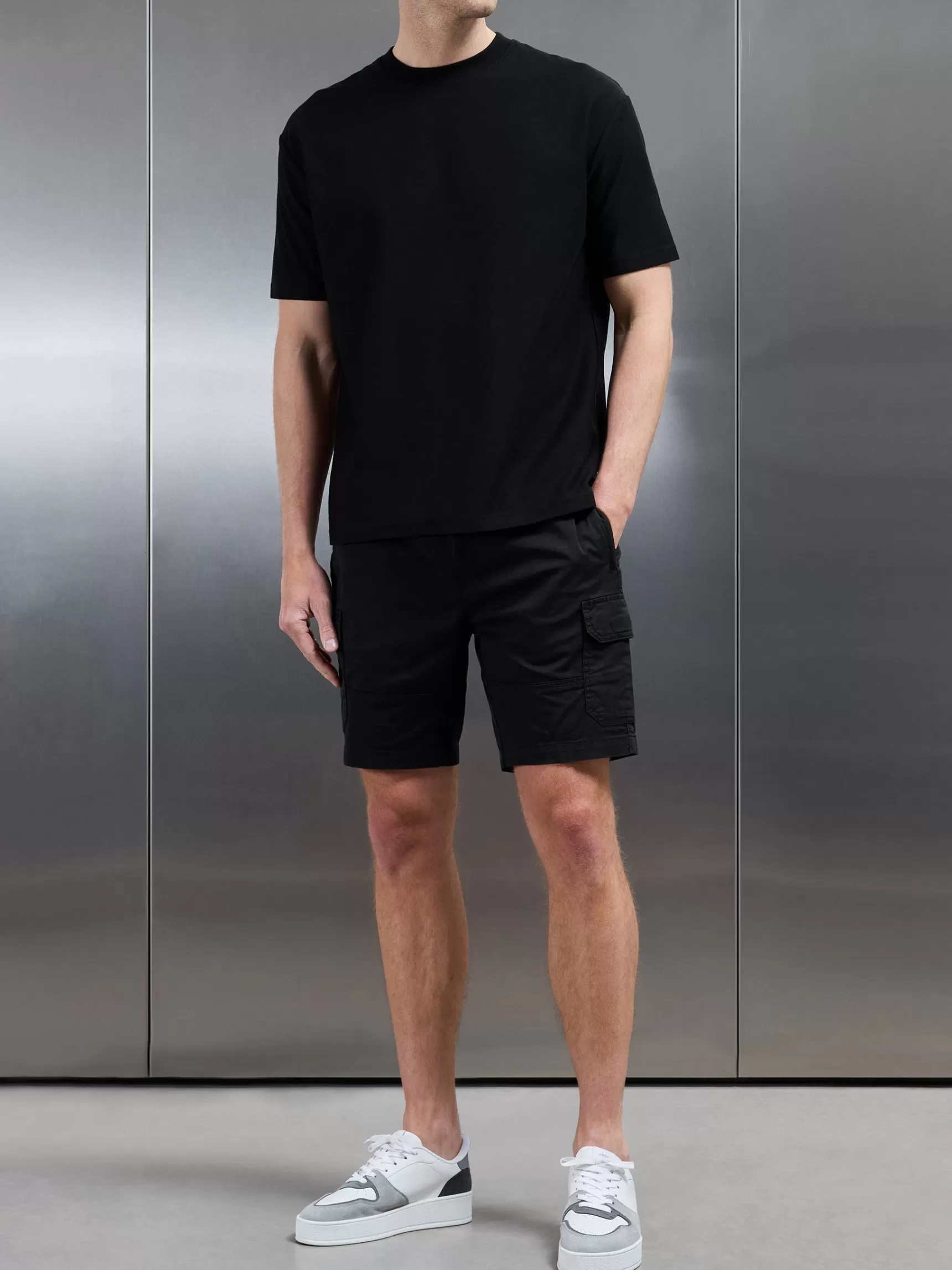 Store ARNE Worker Cargo Short - Black